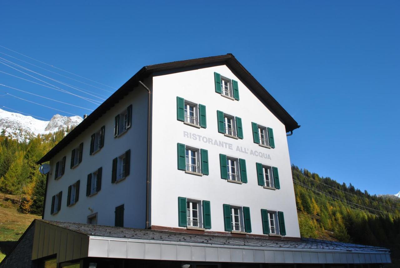Ristorante Albergo All'Acqua 贝德雷托 外观 照片